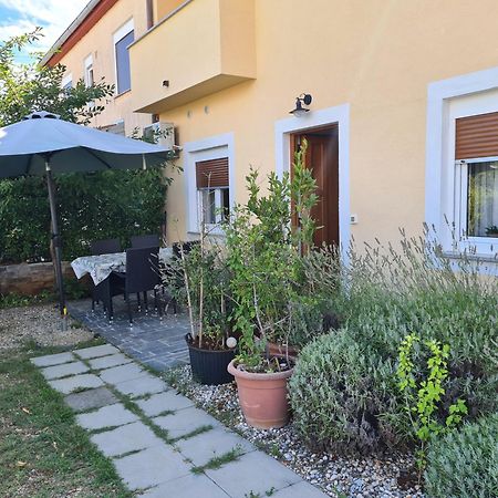Apartman Luka Banjole Esterno foto
